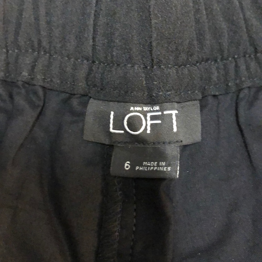 LOFT Black Lace Shorts - Picture 4 of 8